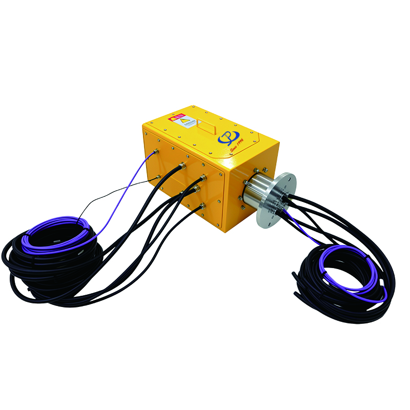 Stacker (for paper mills) slip ring